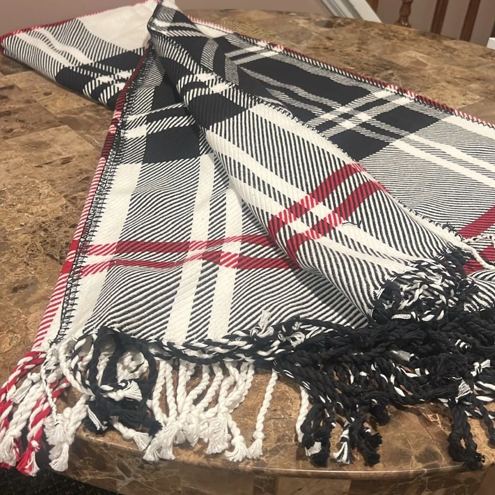 Williams Sonoma Home Plaid Throw